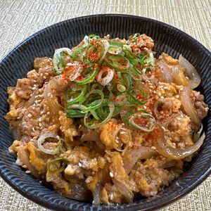 楽ラク手抜キッチン🐶🐾の作ってみた!投稿(簡単お手軽♩鶏ひき肉で親子丼)