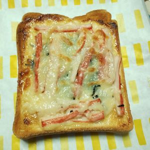 M＊Pの作ってみた!投稿(冷凍作り置きトースト～カニカマの辛子マヨトースト)