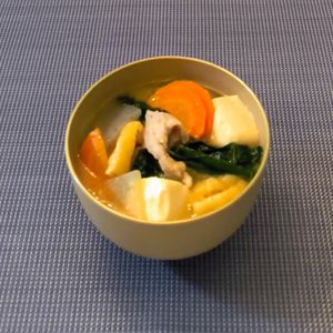 𝔂𝓾𝓶𝓲🍓の作ってみた!投稿(栄養満点♩小松菜入り豚汁)