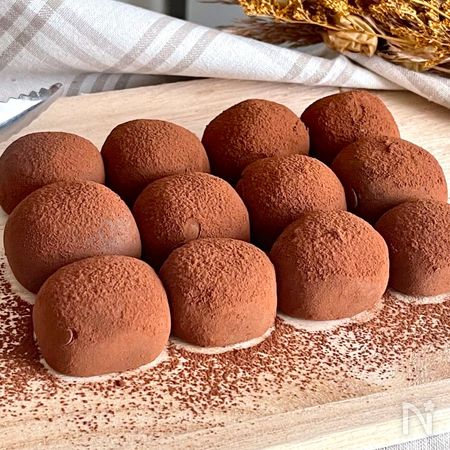 動画あり 材料2つ チョコなしで作る 練乳トリュフ作り方 By Syun Cooking レシピサイト Nadia ナディア プロの料理家のおいしいレシピ