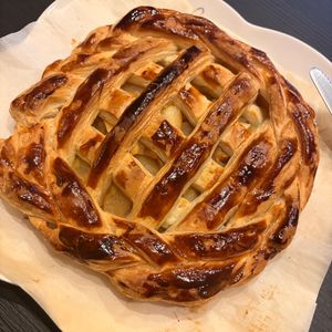 ikoの作ってみた!投稿(アップルパイ。冷凍パイシート&レンジりんご&型なしで簡単!)