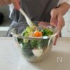 10分で完成！簡単副菜【オイルサーディンのぶろたまサラダ】の工程3
