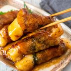 肉巻き餅の甘辛焼き