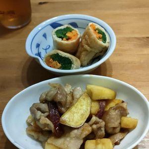 小野加代の作ってみた!投稿(さつまいもと豚バラの《テリテリ♡甘酢炒め》)
