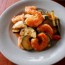 【海老とズッキーニのマヨマスタード炒め】手軽に贅沢おかず！