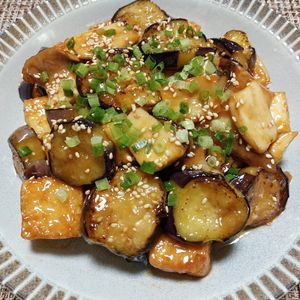 よっこの作ってみた!投稿(【厚揚げと茄子とエリンギの甘辛炒め】作り置きに♪)