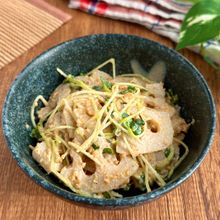 火を使わず10分で♪【蓮根とカイワレの胡麻マヨ和え】