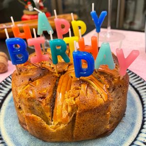 みっさキッチンの作ってみた!投稿(混ぜて焼くだけ！簡単♩油分控えめ！【米粉のアップルクーヘン】)