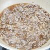 【すき焼き風牛丼】甘辛味でごはん進む！の工程2