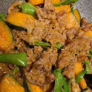 bo-zu3の作ってみた!投稿(【牛肉とかぼちゃの甘辛炒め】ごはんが進む旬のおかず♬)