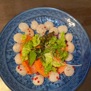 しば丸の作ってみた!投稿(簡単で豪華見え！ほたてとサーモンのカルパッチョ)