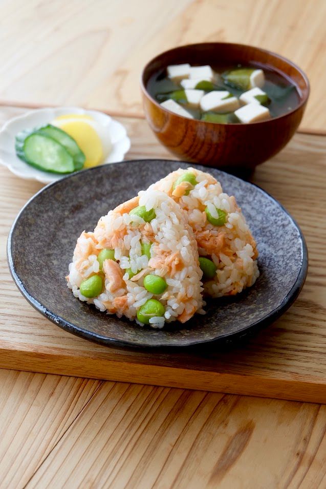 鮭おにぎり 70726f647563742f4f4e495348495f