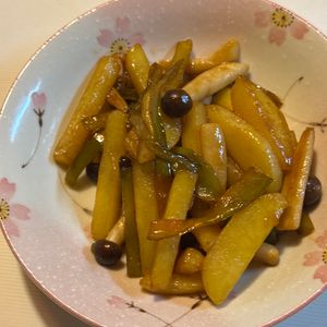 1253866の作ってみた!投稿(さっと副菜♡『ピーマンとじゃがいもの中華炒め』おつまみにも♪)