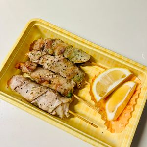 びあの作ってみた!投稿(【エビしそ豚バラ巻き串焼き】お酒がすすむ最強串！)