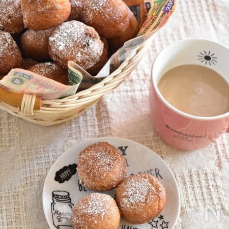 ホットケーキミックスで簡単 ヨーグルト黒糖ドーナツ By 四万十みやちゃん 宮崎香予 レシピサイト Nadia ナディア プロの料理家のおいしいレシピ