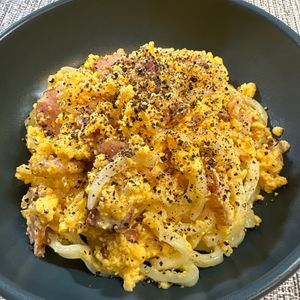 楽ラク手抜キッチン🐶🐾の作ってみた!投稿(火も包丁も使わない【カルボうどん】５分で簡単！)