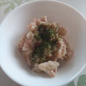 KUMIKOの作ってみた!投稿(【おかかツナポテサラ】レンジで簡単！少ない材料で手軽に作れる)