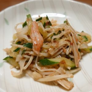 viviの作ってみた!投稿(えのきときゅうりとカニカマのおかかぽん酢)
