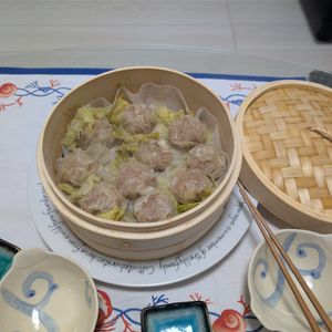 1241982の作ってみた!投稿([焼売] フライパンで簡単･たっぷり玉ねぎの肉シュウマイ)
