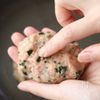 パン粉なしでジューシー！わかめハンバーグの工程2