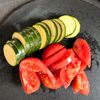 夏野菜たっぷり♡【ズッキーニと豚とトマトのミルフィーユ蒸し】の工程1