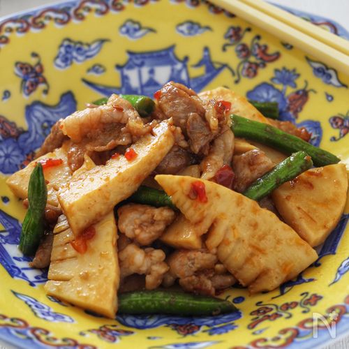 たけのこと豚肉の豆板醤炒め【ご飯が進む！ピリ辛中華】