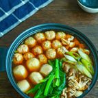 里芋と鶏団子と鶏肉のほっこり鍋