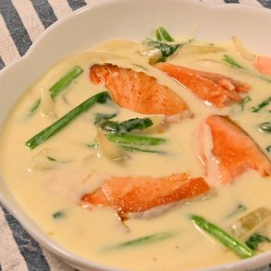 こざかなの作ってみた!投稿(フライパンで簡単鮭のクリーム煮✽ごはんもパンもパスタも合う！)