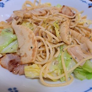 1399793の作ってみた!投稿(たけのことベーコンのガーリックバターパスタ)