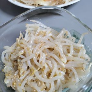 ゆみの作ってみた!投稿(簡単おつまみ！柚子胡椒風味のピリ辛和風ナムル)