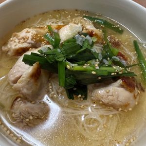 PONZの作ってみた!投稿(鶏ももネギ塩チャーシュー素麺✨夏のさっぱりネギ塩レモン味🤩)