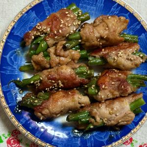 チョビの助の作ってみた!投稿(『ピリ辛柚子胡椒だれで。インゲンの豚肉巻き』#お弁当)