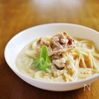 パルミジャーノ・レッジャーノと豆乳味噌★煮込みうどん
