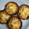 たりおの作ってみた!投稿(餃子の皮にのせて焼くだけ！トースターで「高菜マヨチーズピザ」)