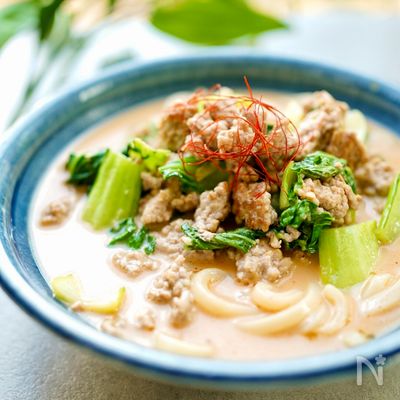 あつあつ♡お肉お野菜ごろごろ♪豆乳担々風うどん