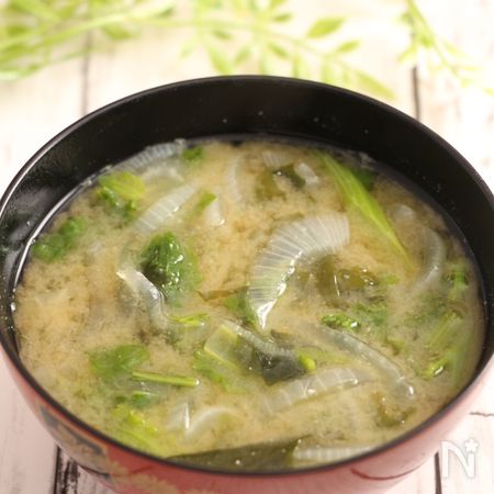 春のお味噌汁 新玉葱と菜の花 By だんどり レシピサイト Nadia ナディア プロの料理家のおいしいレシピ