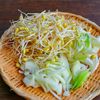 豆もやし入りトゥルチギ(豚肉と野菜のの旨辛炒め煮)の工程2