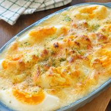 【じゃがいもと卵の味噌チーズグラタン】コクうま♪レンチンで