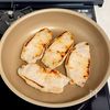 塩麹漬け豚肉のソテー・焼きりんごとマッシュポテト添えの工程3