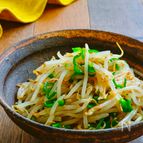 10秒茹ででシャキシャキ♪やみつきピーマンもやし