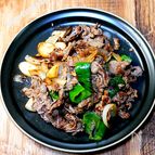 牛肉とエリンギの塩、胡椒炒め