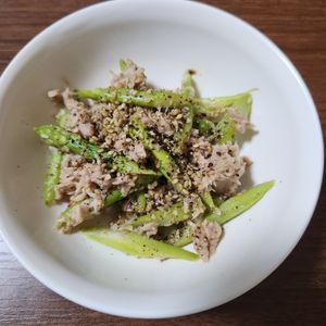 とももの作ってみた!投稿(レンチンして混ぜるだけ◎【佐賀県産アスパラガスのツナナムル】)