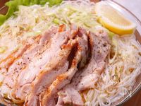 鶏ももネギ塩チャーシュー素麺✨夏のさっぱりネギ塩レモン味🤩