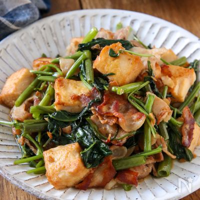 【豚バラと厚揚げと空芯菜の醤油炒め】パパッとできる！
