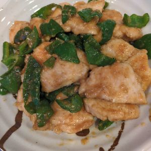 はちわれの作ってみた!投稿(ワンパン10分！【鶏むね肉とピーマンの胡麻味噌炒め】)