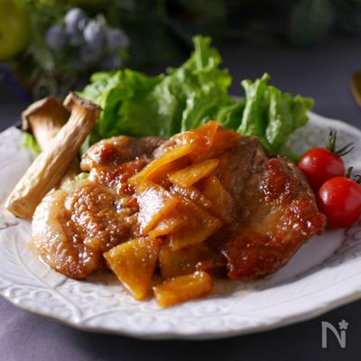 格上げ！ポークソテーりんごソース✽美味しく肉を焼くコツ付き✽