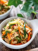 きゅうりとにんじんの甘辛そぼろ和え【#作り置き #やみつき】