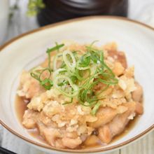 鶏もも肉のさっぱりおろし煮
