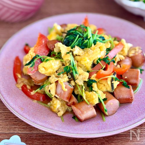 ワンパン5分♡豆苗とウインナーの塩こんぶ卵炒め【お弁当にも】
