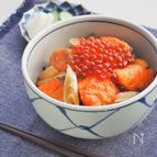 秋鮭の甘辛ガーリックバター丼